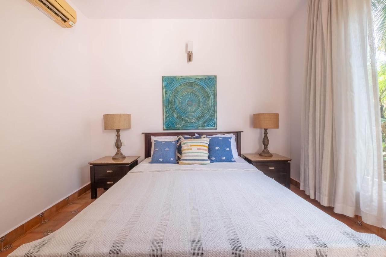 Snowdrop- Exquisite 3Bhk Villa With Pool- Candolim By Staymonkey Calangute Eksteriør bilde