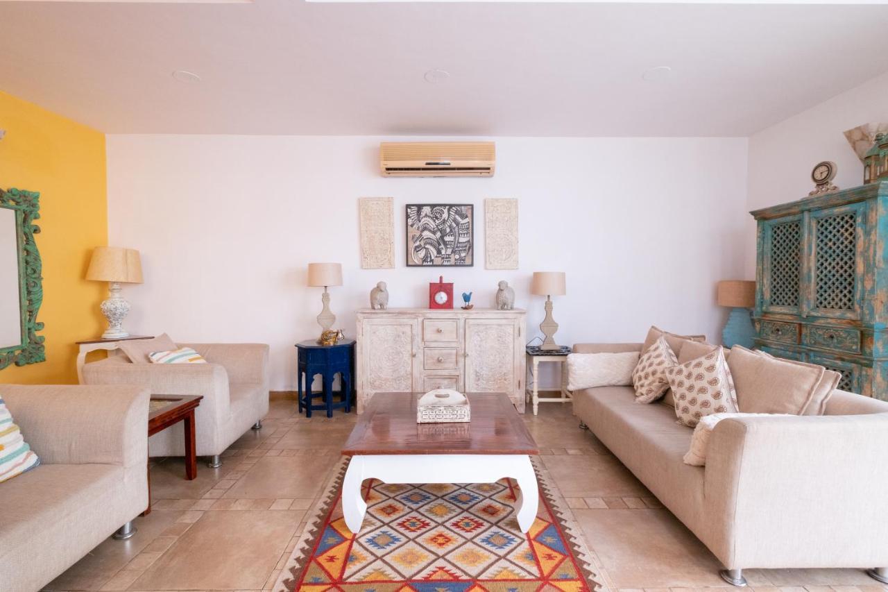 Snowdrop- Exquisite 3Bhk Villa With Pool- Candolim By Staymonkey Calangute Eksteriør bilde