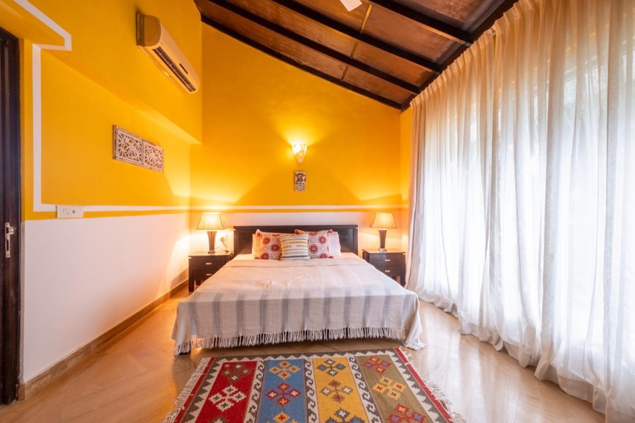 Snowdrop- Exquisite 3Bhk Villa With Pool- Candolim By Staymonkey Calangute Eksteriør bilde